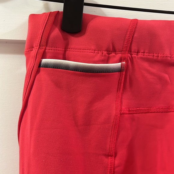 lole Red Leggings - 4 way stretch, wicking UPF 50+ - Like New - XS - Picture 3 of 9